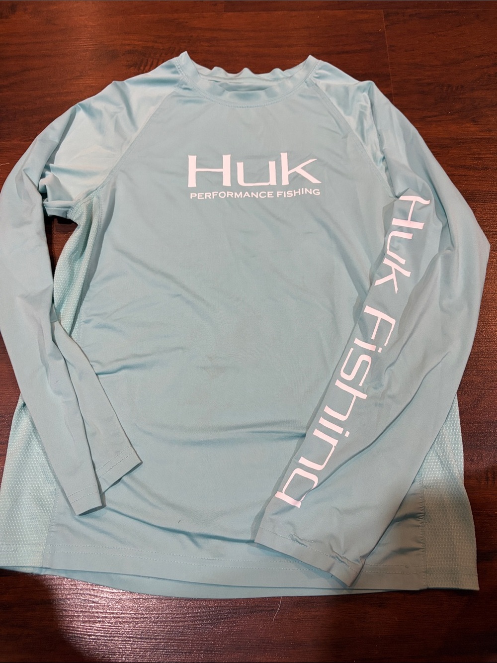 Huk Men's Long-Sleeve Performance Shirt in Seafoam Blue
